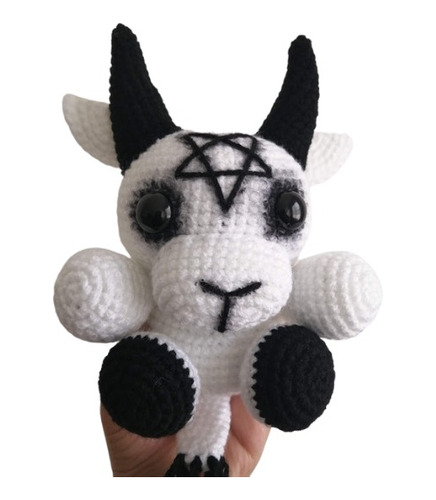 Baphy Amigurumi Tejido A Mano Peluche Baphomet