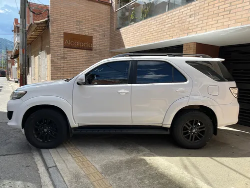 Toyota Fortuner 2.7l 4x2