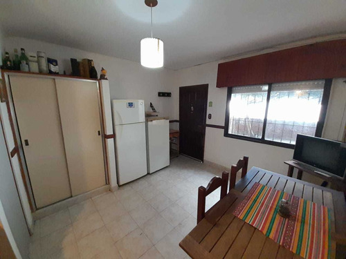 Imagen 8 de 17 de Magnifico Dúplex En Venta En Villa Gesell Con Cochera Semicubierta A Solo 150 Metros De La Playa