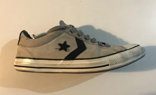 Converse cuerina top