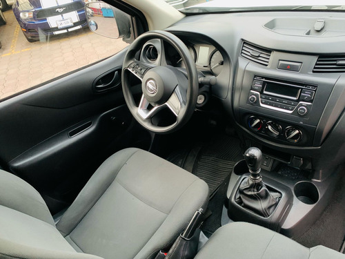 Nissan NP300 2.5 Chasis Cabina Mt Ac