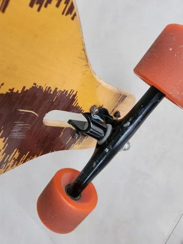 Skate Longboard de Bambu de Sama Dervish Charms Completo