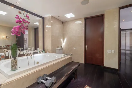 Casa En Arriendo/venta En El Retiro. Cod V15776