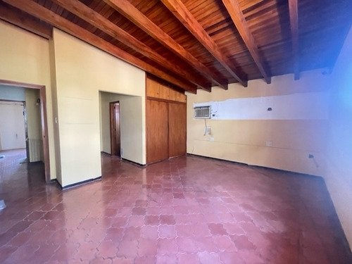 Imagen 10 de 16 de Se Vende Casa 404m2 4h+s/3b+s/2p/ Los Palos Grandes 1218