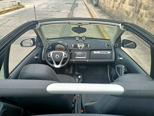 Imagen 10 de 15 de Smart Fortwo 2015 1.0 Cabrio Passion Nave L3 At