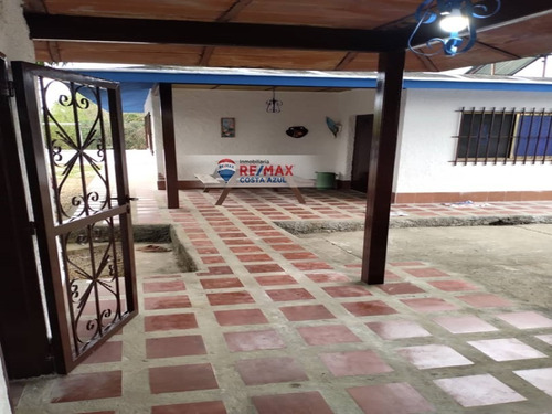 En Venta Parcela Con Hermosa Casa Lista Para Disfrutar En El Parcelamiento Marite En Chichiriviche