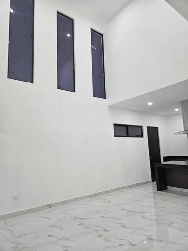 Casa En Venta Aire Puro Residencial, 4 Recámaras Y Alberca.