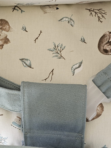 Hamaca Para Bebé Ivan - 6 Meses A 3 Años - Tela Y Madera Beige Con Diseños En Marrón Y Celeste