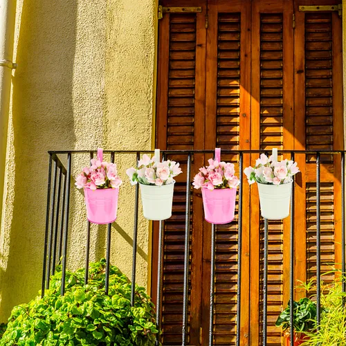 Cubo De Metal Para Colgar Flores De Hojalata Con Decoración
