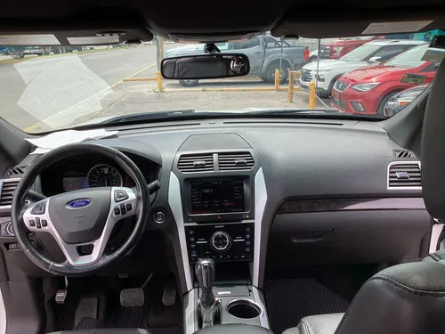 Ford Explorer 4.0 Limited V6 Sync 4x2 Mt