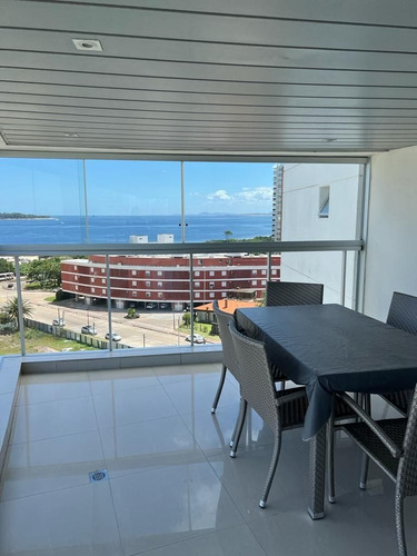 Imagen 3 de 16 de Apartamento En Venta De 2 Dormitorios En Playa Mansa (ref: Lij-5722)