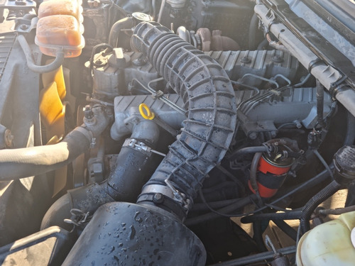 Imagen 16 de 25 de Ford F-100 4.2 I Xlt Mwm D/cab 2004