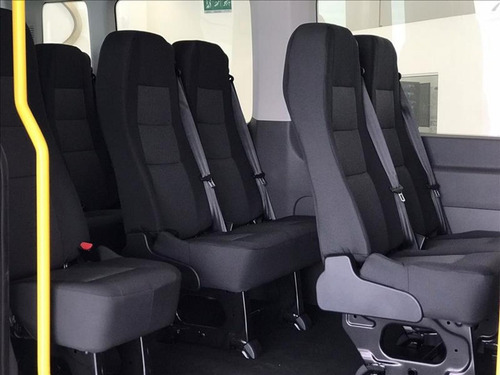 Imagem 8 de 11 de Ford Transit 410b 14+1 2022 0km