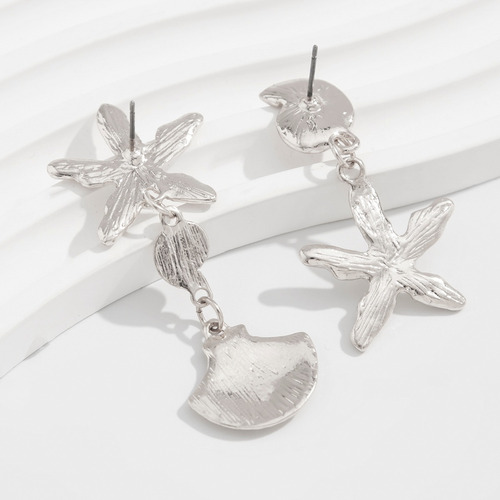 Pendientes Colgantes Asimétricos Simples Con Forma De Estrel