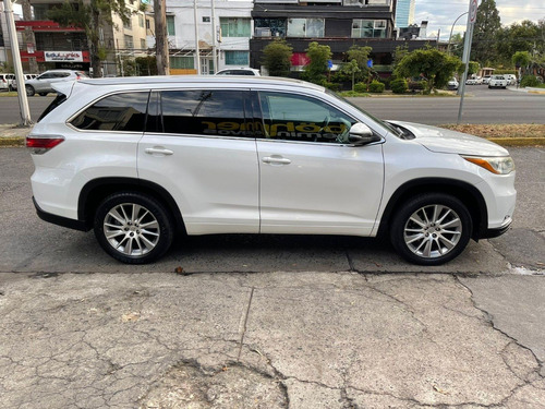 Imagen 6 de 15 de Toyota Highlander 2015