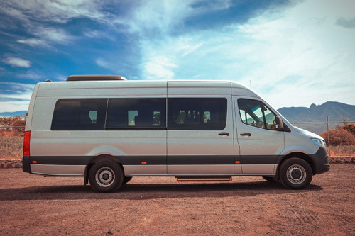 Renta Camionetas De Turismo Con Chofer En Guadalajara