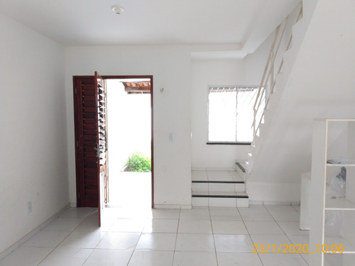 Imagem 16 de 19 de Casa Para Alugar Na Cidade De Maracanau-ce - L9995