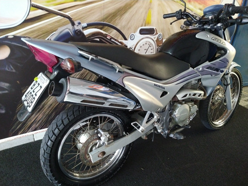 Honda Nx 4 Falcon 400