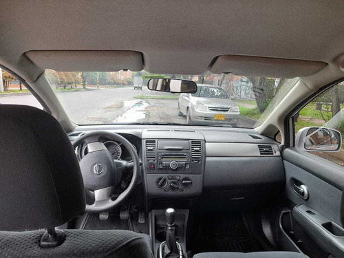 Nissan Tiida Emotion 1.8