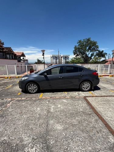 Kia Cerato PRO EX 1.6l