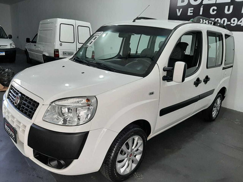Fiat Doblo 2018 1.8 16v Essence 5l Flex 5p