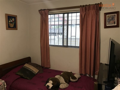 Imagen 13 de 27 de Venta 2 Casas Amplias 6d Mas Estudio Y Servicios. Ñuñoa