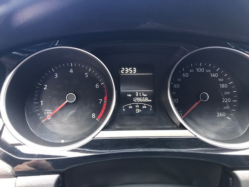 Imagen 11 de 14 de Volkswagen Jetta Sportline 2016
