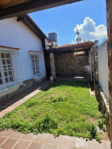 Imagen 10 de 11 de Vendo Casa Oportunidad Sale Hermosa Casa En Venta Ubicada En Zona Tranquila Y Segura La Victoria