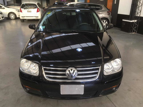 Imagen 4 de 15 de Volkswagen Bora 1.8 Highline T 180cv