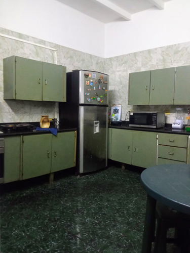 Imagen 3 de 10 de Vendo Casa 308m2 4h/4b/3p Santa Rosalia 6044
