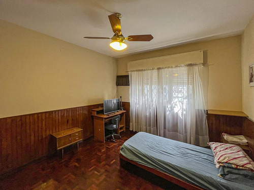 Imagen 10 de 22 de Casa De 2 Dormitorios Con Cochera Y Patio