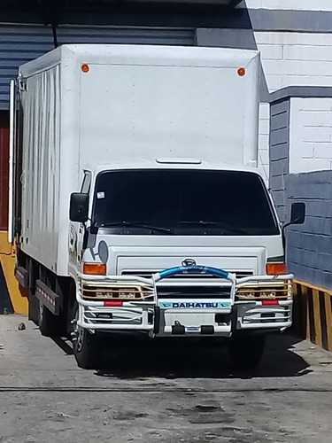 Imagen 1 de 10 de Servicios De Camiones De Mudanza