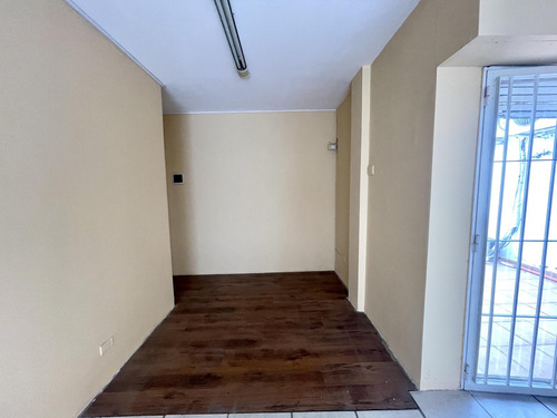 Imagen 11 de 15 de Villa Carlos Paz - Oficina Amplia - La Mejor Ubicación - Escritura