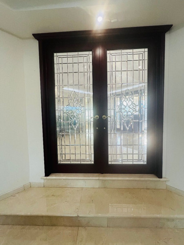 Lago De Guadalupe Vendo Señora Residencia Con Acceso Controlado