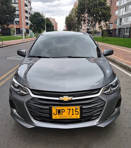 Chevrolet Onix 1.0T Premier Sedan At