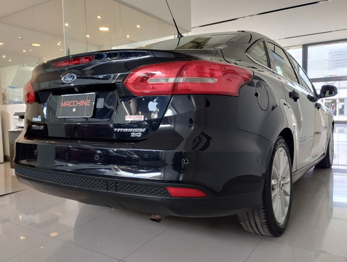 Ford Focus III 2.0 Sedan Titanium Mt