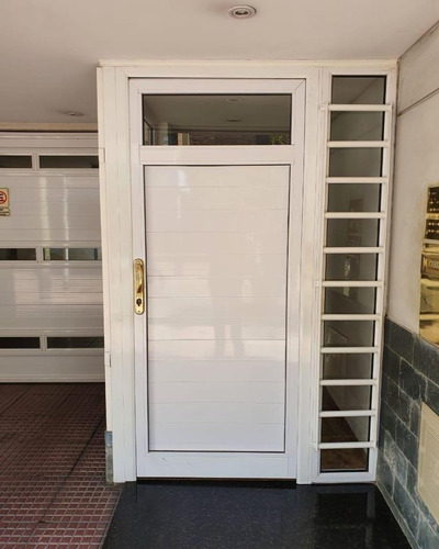 Imagen 2 de 11 de Alquiler De Departamento De Tres Ambientes- Excelente Ubic