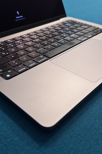 Macbook Pro M2 Pro, 12 Cpu, 19 Gpu, 16 Gb Ram, 1 Tb Ssd (Usado)