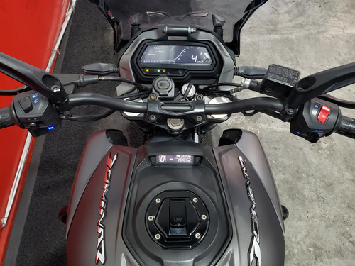 Bajaj Dominar 400 Abs 2024 Preta Preto