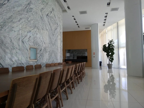 Imagen 3 de 7 de Venta Local Comercial Forum Puerto Del Buceo