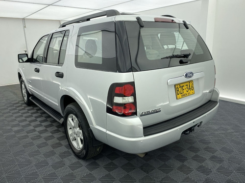 Imagen 7 de 25 de Ford Explorer Xlt 4.0