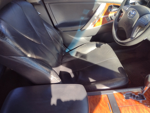 Toyota Camry 2.4 At L4