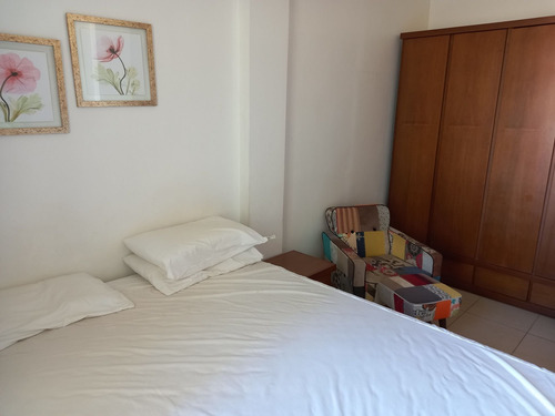 Imagem 5 de 12 de Apto Centro | 2 Quartos | 70 M² | Cond: R$550.00 | 0 Vagas - 2tu0hh