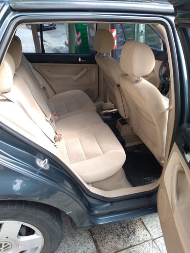 Volkswagen Golf 1.6 Conceptline 2001