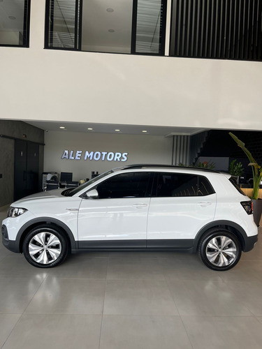 Volkswagen T-Cross 1.0 200 TSI TOTAL FLEX COMFORTLINE AUTOMÁTICO