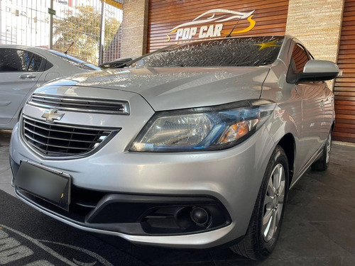 Imagem 2 de 10 de Chevrolet Onix 1.0 Mpfi Lt 8v Flex 4p Manual
