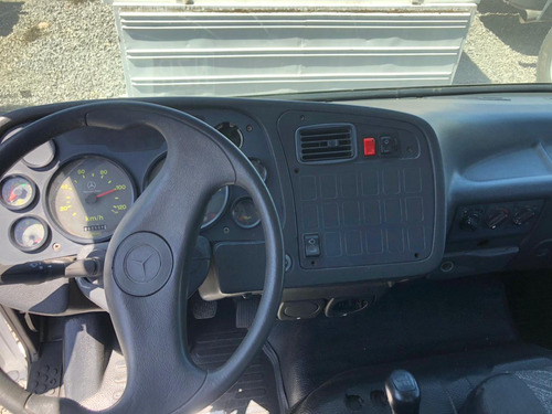 Mercedes Benz 1720