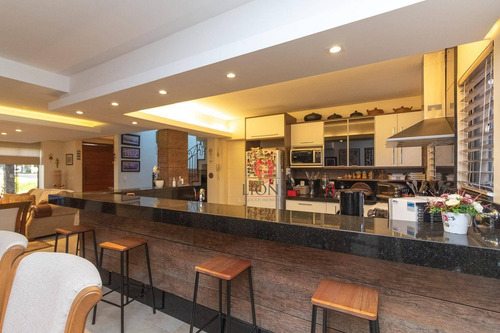 Imagem 9 de 30 de Sobrado Com 3 Dormitórios À Venda, 230 M² Por R$ 899.000,00 - Dom Feliciano - Gravataí/rs - So0449