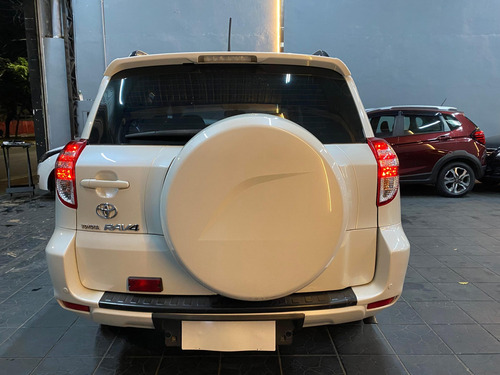 Imagem 8 de 10 de Toyota Rav4 4x2 2.4 16v (aut)