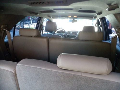 Toyota Hilux SW4 3.0 Srv 7l 4x4 Aut. 5p